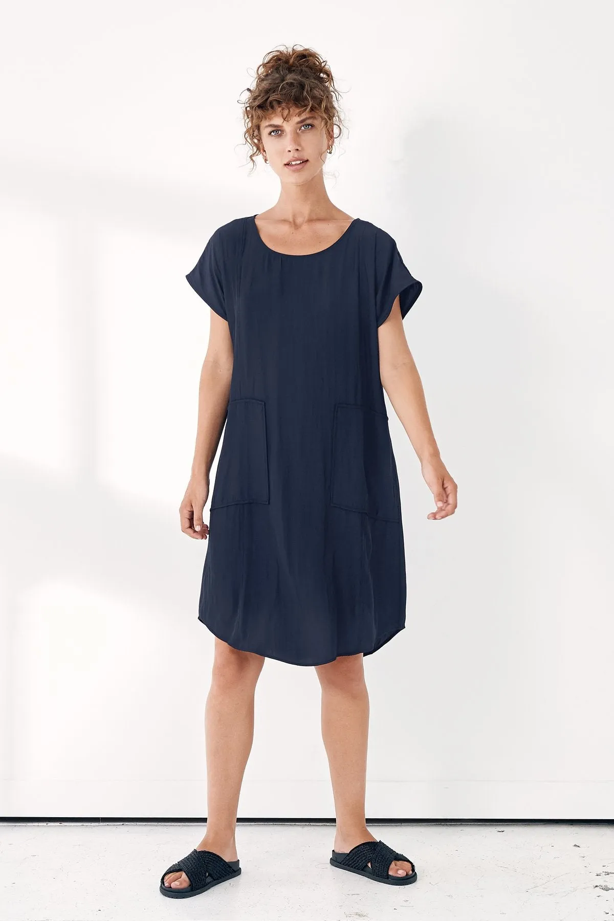 Anpassa Dress- Navy