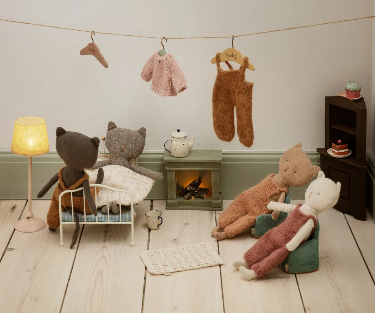 Kitten in Overalls - Grey