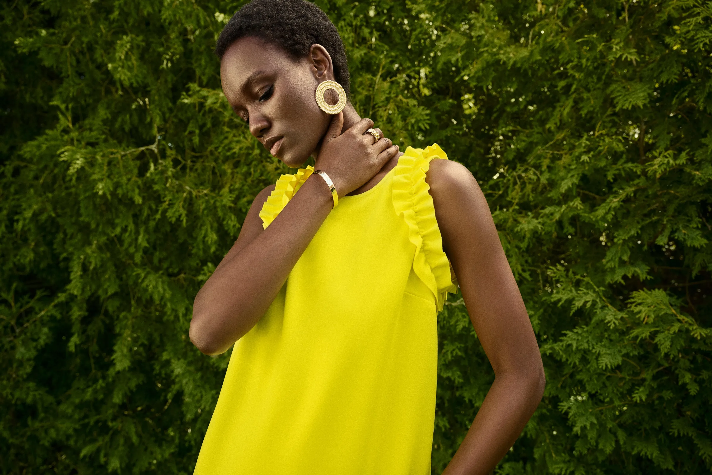 Scuba Crepe Sleeveless Straight Dress