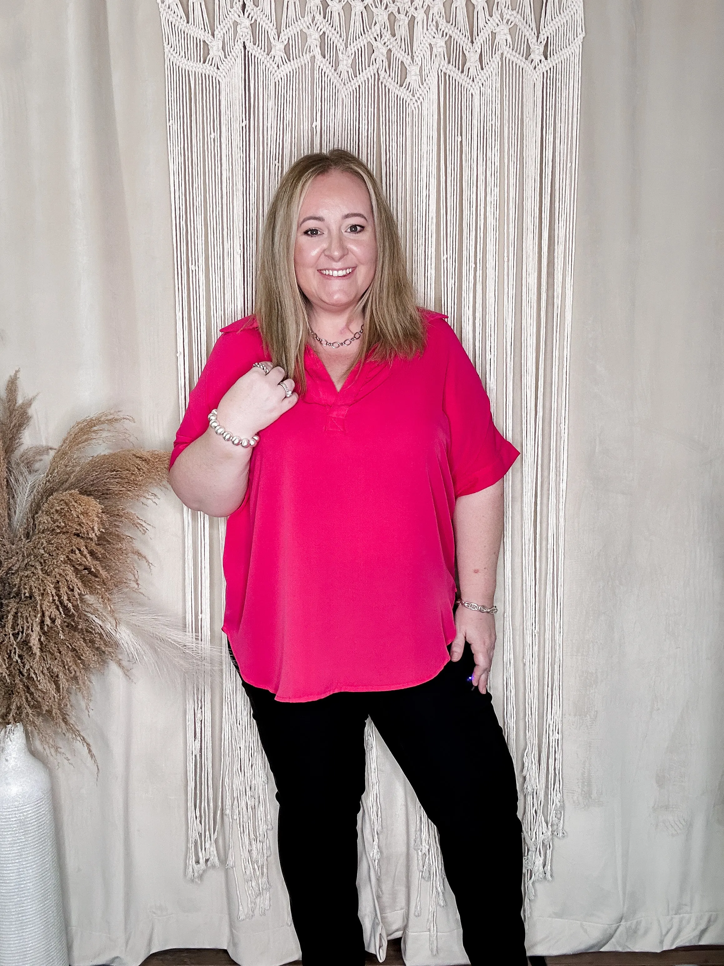 Short dolman sleeve collared vneck top